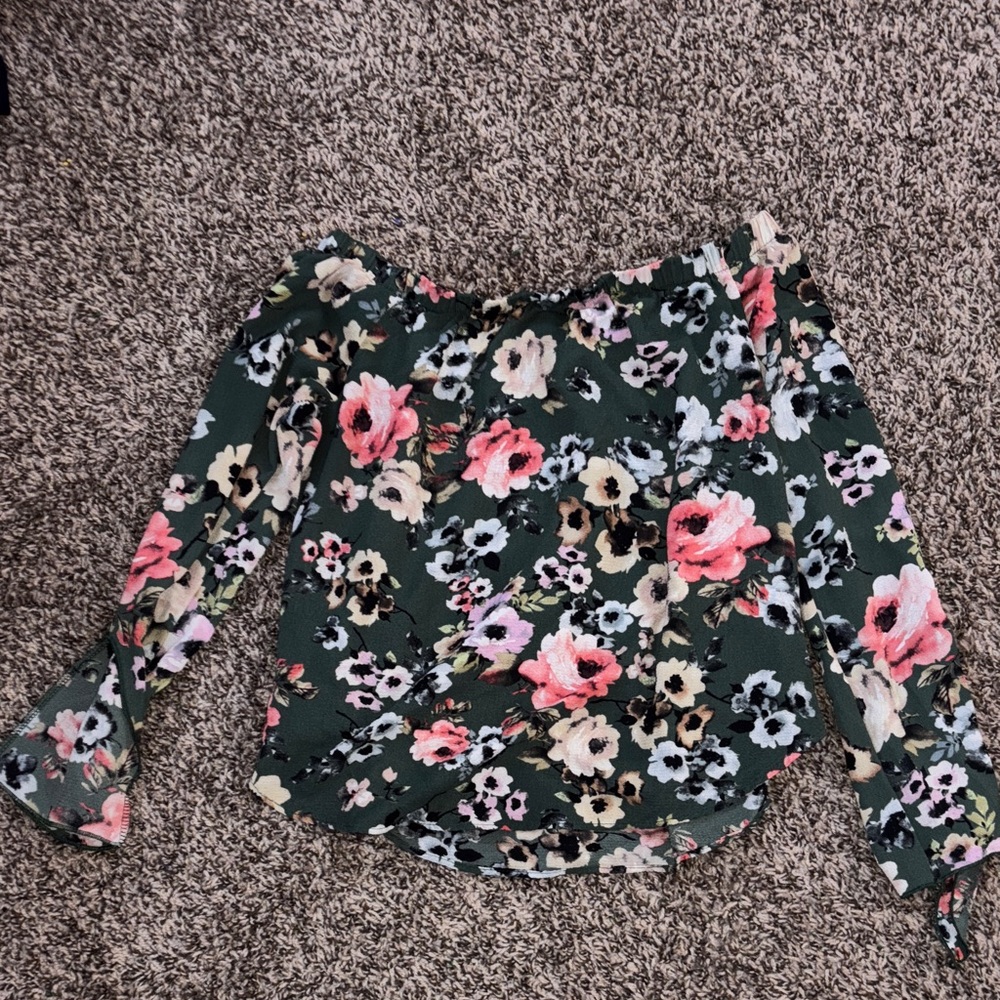 Green blouse